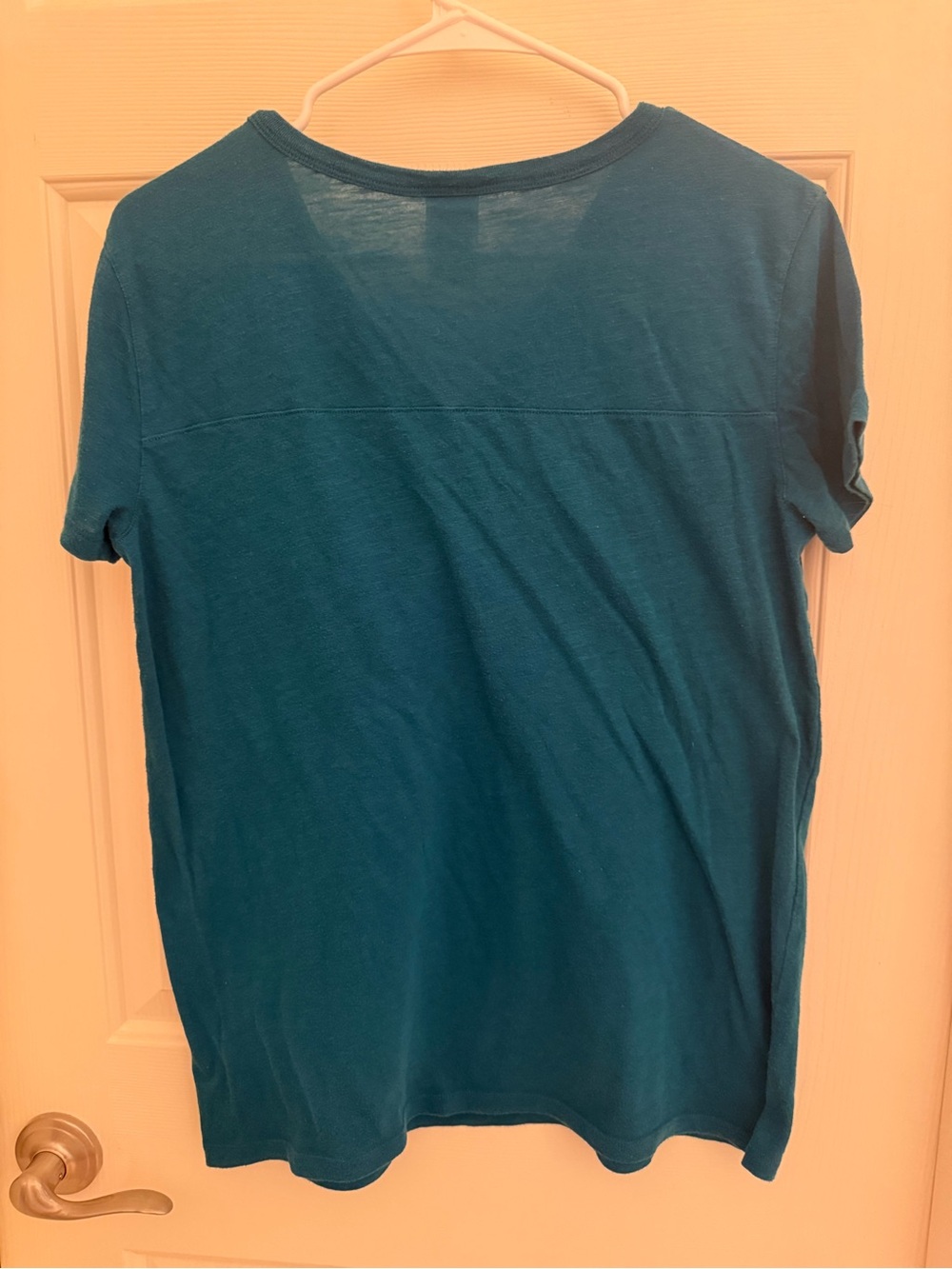 PINK Victoria's Secret Teal Short-Sleeve V-Neck Logo Tee - Picture 6 of 9